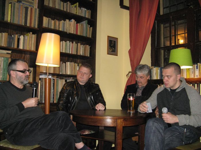 Na spotkaniu w Literatce: Piotr Bratkowski, Tomasz Piątek, Mariusz Wollny, Łukasz Orbitowski.